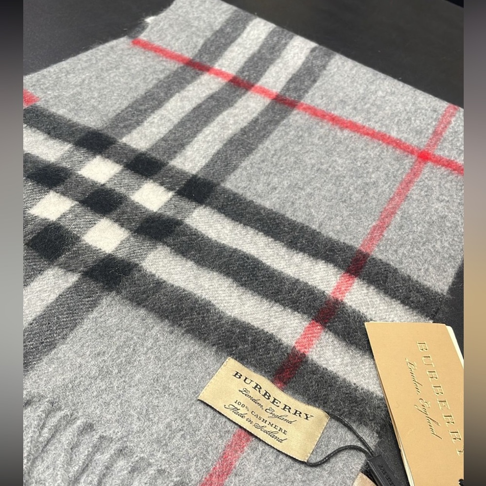 Burberry 100% cashmere scarf 65” X 12”